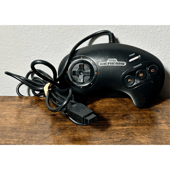 Vintage Sega Genesis OEM Controller 3 Button Authentic Black Model 1650 Tested - Picture 3 of 7